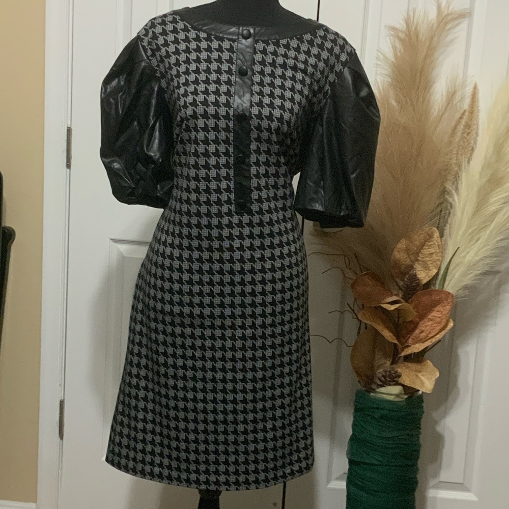 New York & Company Black and Gray Houndstooth Dress
